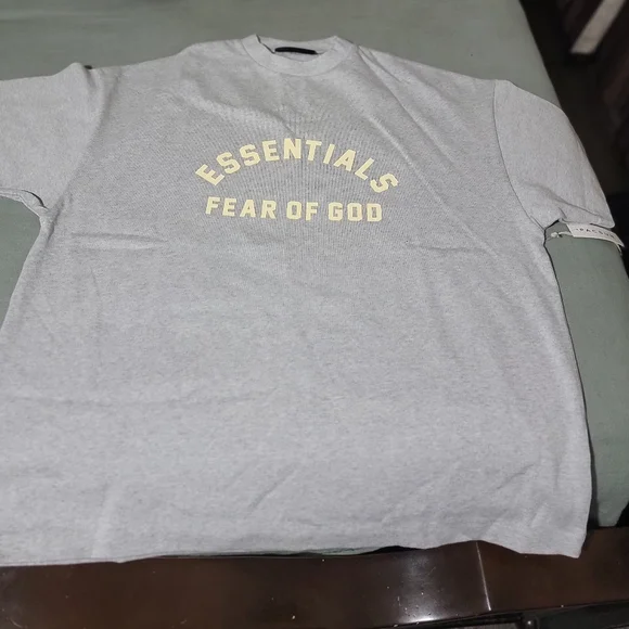 Gray Essential Oversized Shirt - Picture 4 of 4